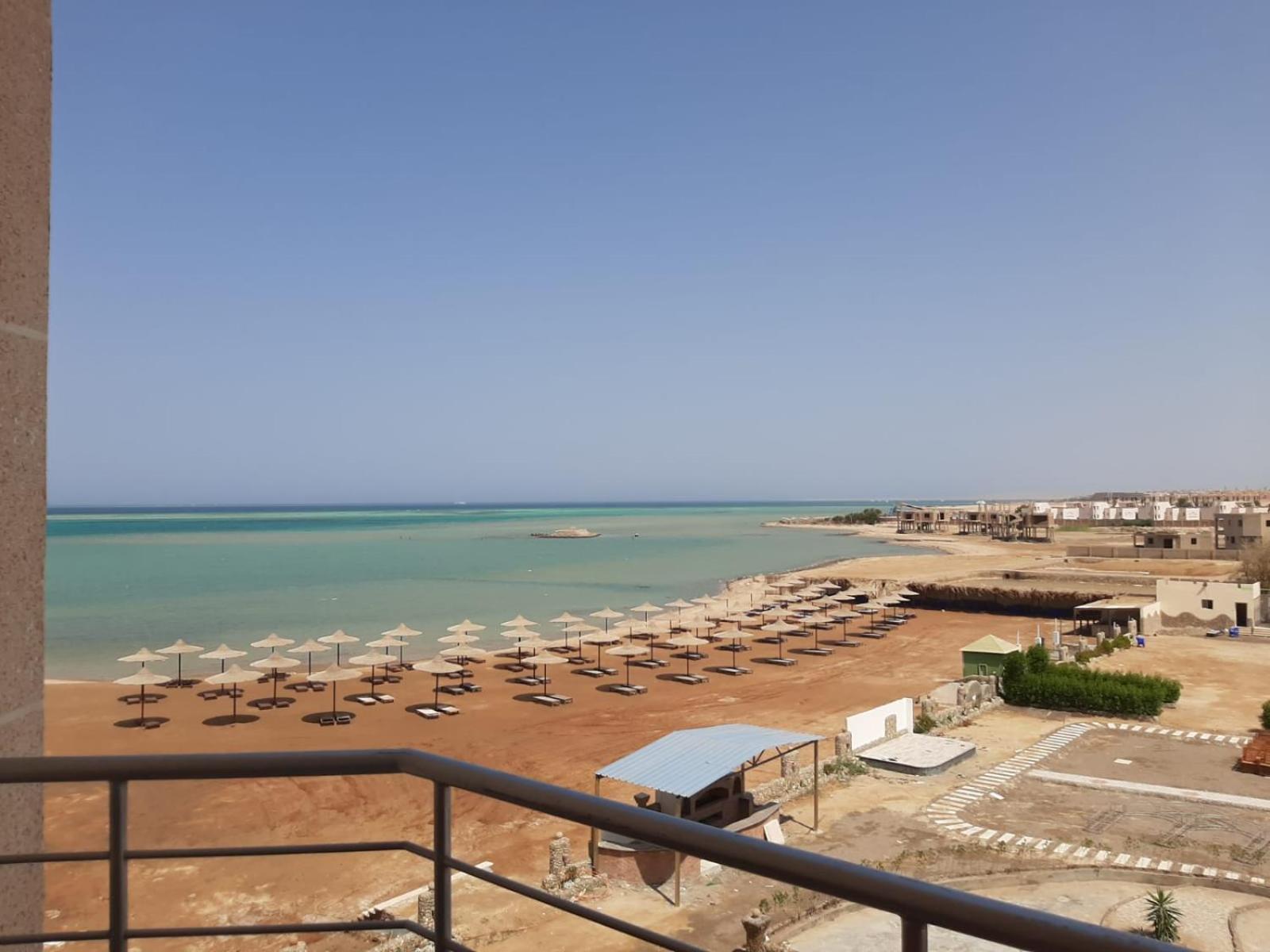 Casablanca Beach For Families And Couples Only Aparthotel Hurghada Buitenkant foto